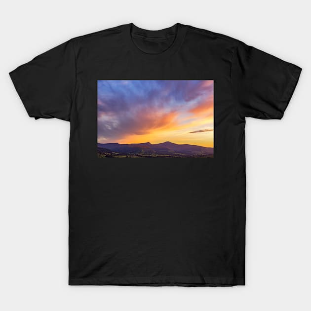 Fan y Big, Cribyn and Pen y Fan T-Shirt by dasantillo